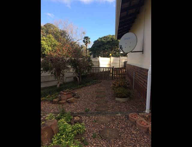 1 BEDROOM SIMPLEX RENTED IN BOTHAS HILL